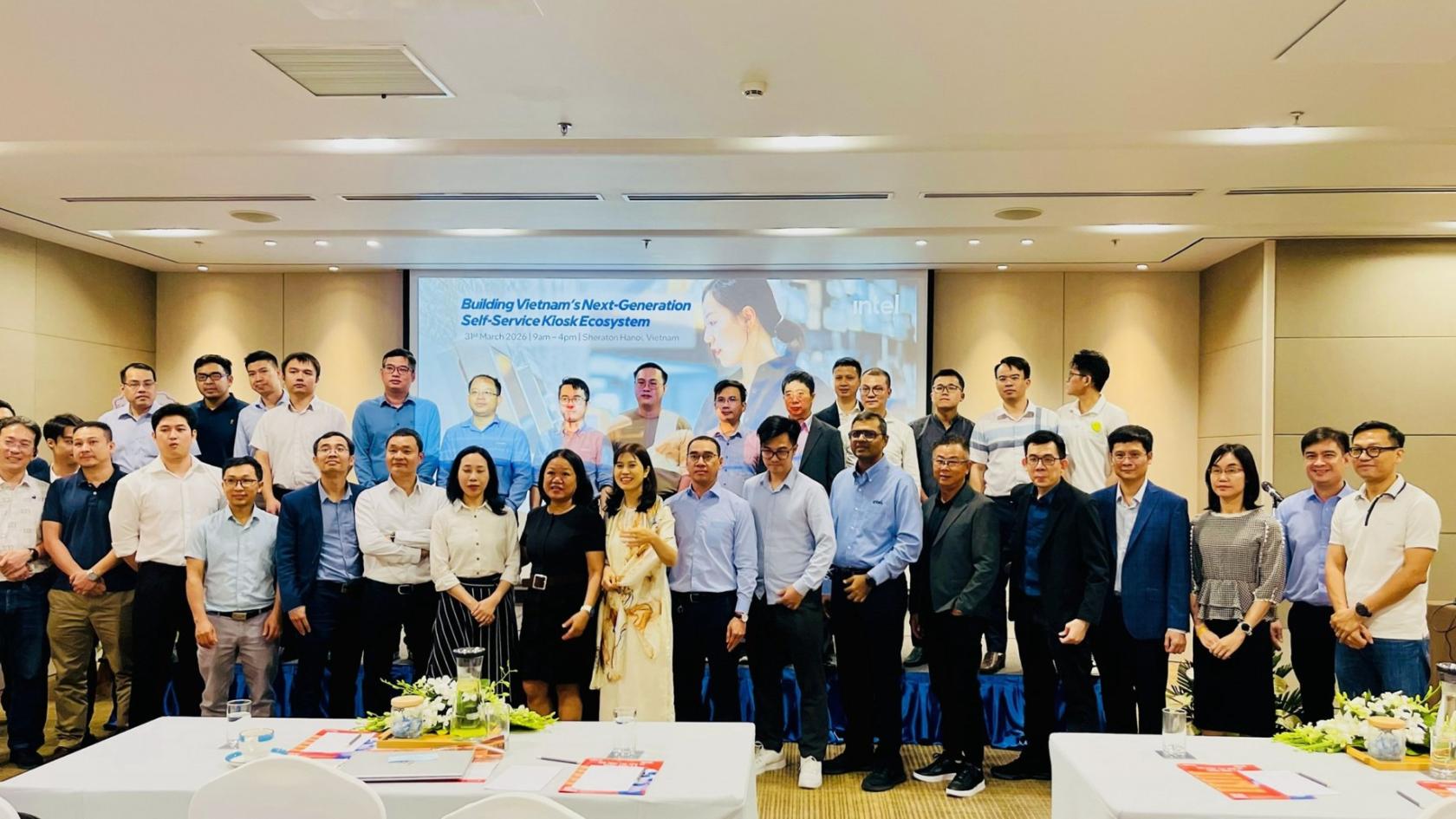 UC.KIOSK - Mượn trả tài liệu 24/7. Hệ sinh thái Kiosk tự phục vụ thế hệ mới tại Việt Nam