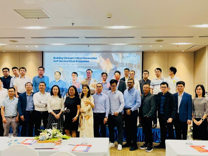 UC.KIOSK - Mượn trả tài liệu 24/7. Hệ sinh thái Kiosk tự phục vụ thế hệ mới tại Việt Nam